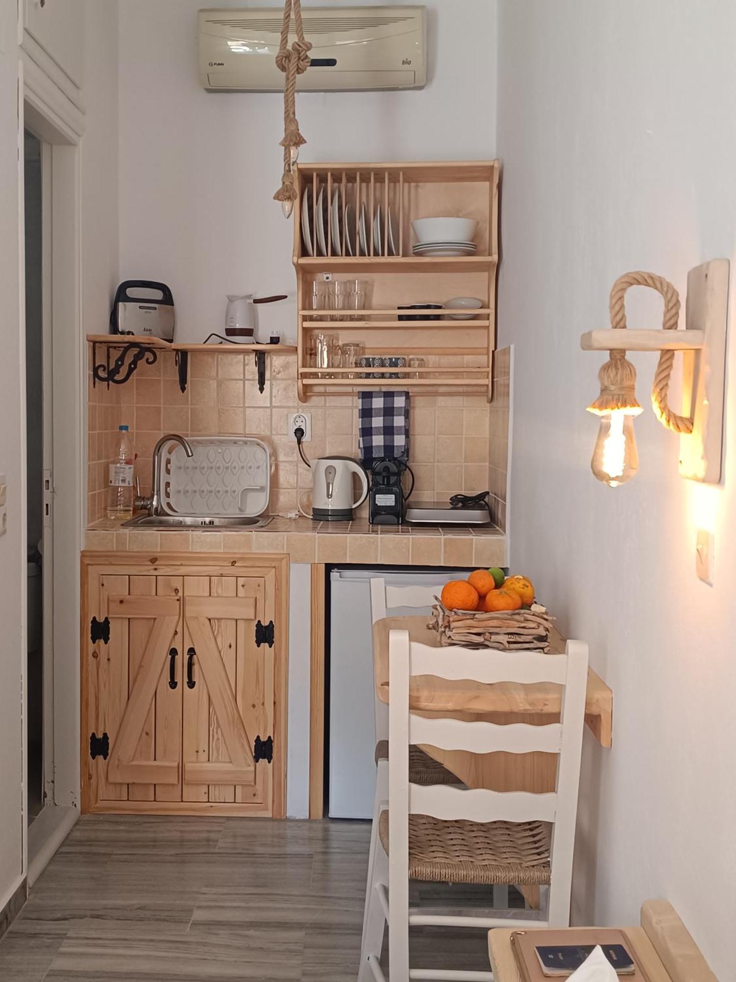 Athina Studio Apartments Kerveli Exterior foto